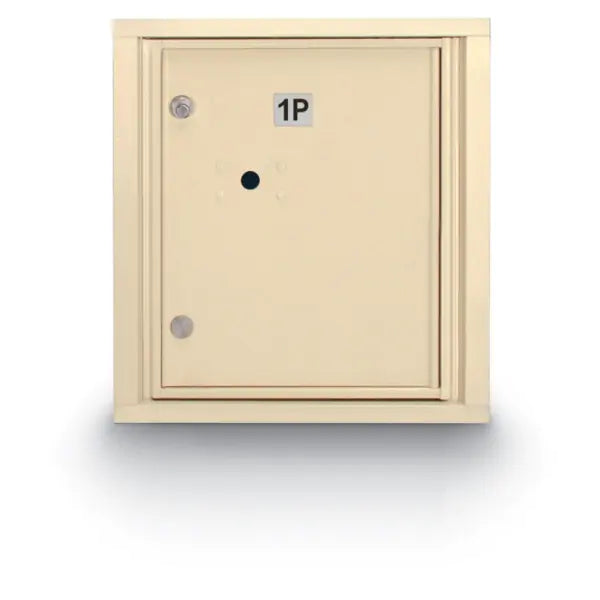 4C Standard Mailbox with 1 Parcel Locker